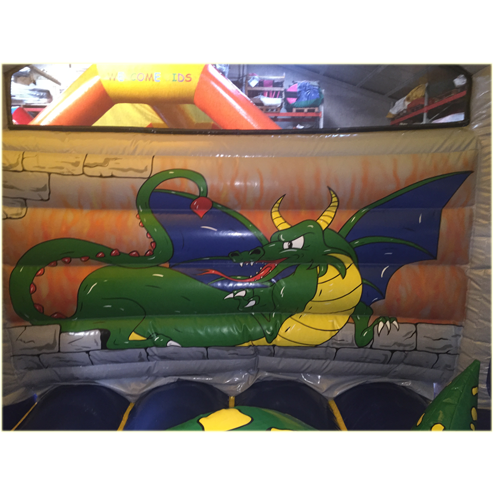 Fframe Midi Knight Castle Inflatable